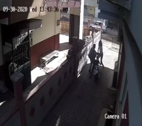 Büyük cesaret! Genç kız pencereden atlayıp hırsızları şaşırttı
