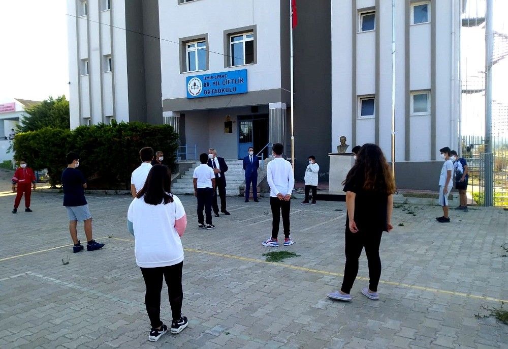 Çeşme'de de yüz yüze eğitim başladı