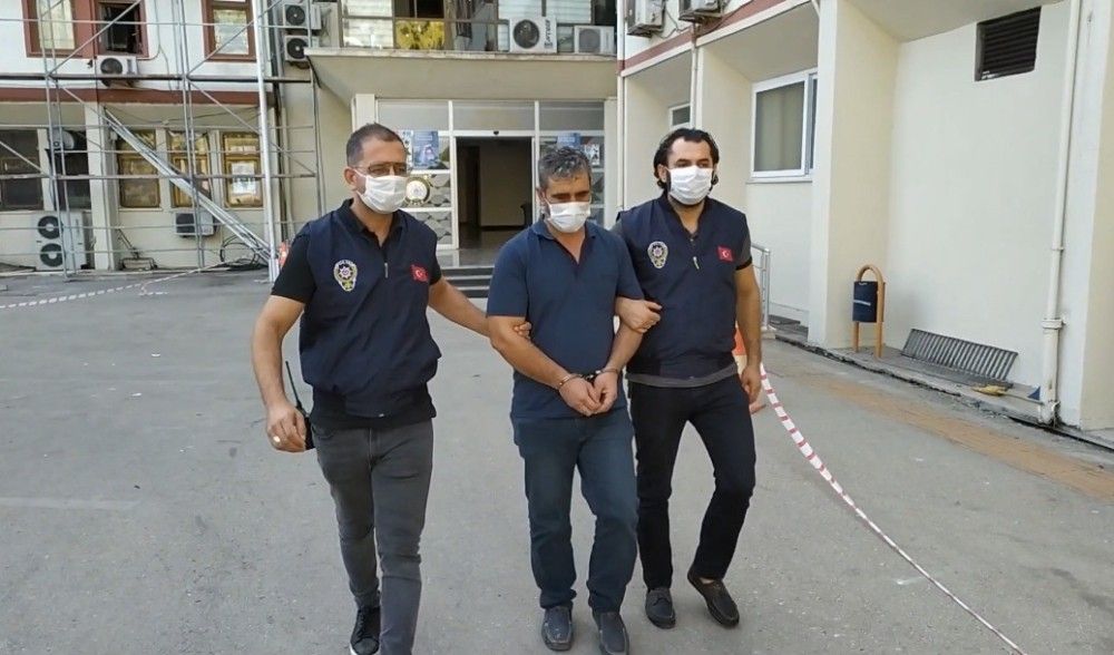 Çocuklarını karısı evden kaçtığı için dövmüş