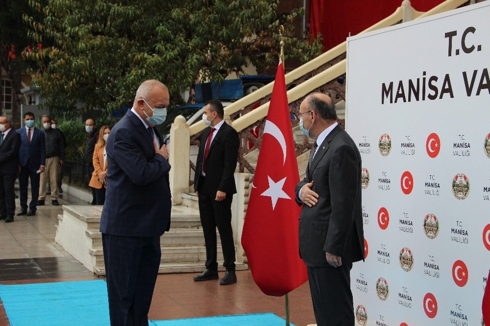 Cumhuriyet aşığının bayram coşkusunu yağmur da engelleyemedi