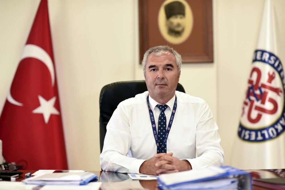 Ege'de hastalara yönelik akıllı monitörler kullanılmaya başlandı