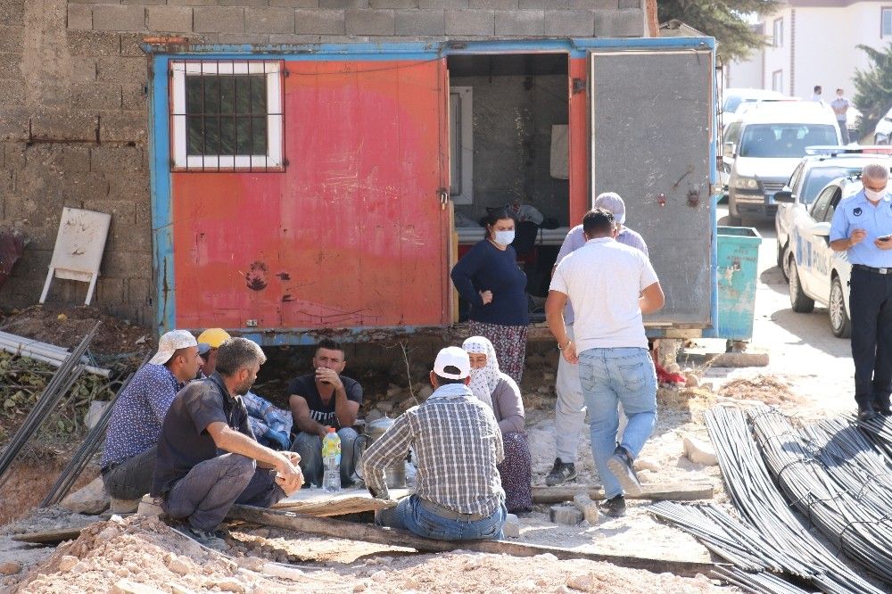 İstinat duvarı yapımında göçük: 2 işçi hayatını kaybetti