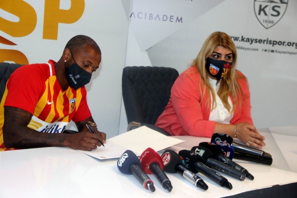 Kayserispor, Fernandes'i renklerine bağladı