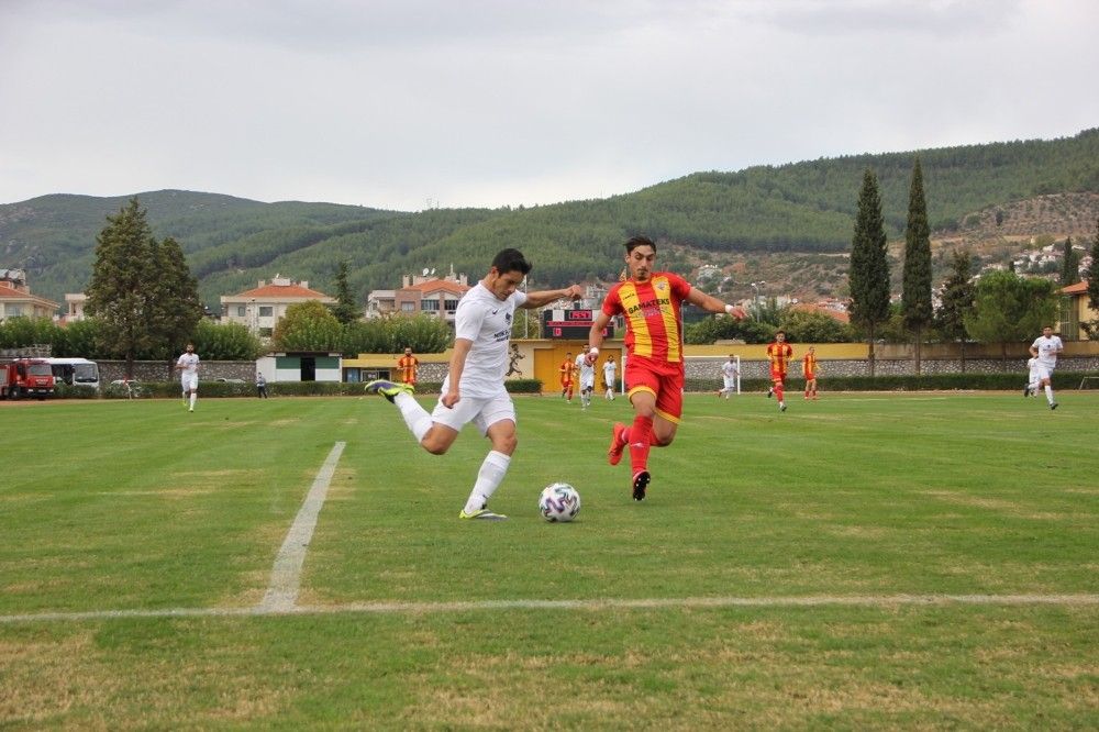 Muğlaspor penaltılarda turladı