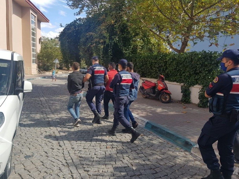 Ormanı bilerek yakmışlar!