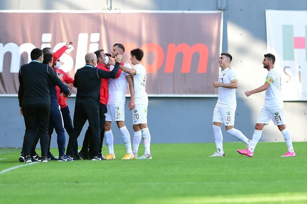 TFF 1. Lig: İstanbulspor: 2 - Akhisarspor: 2