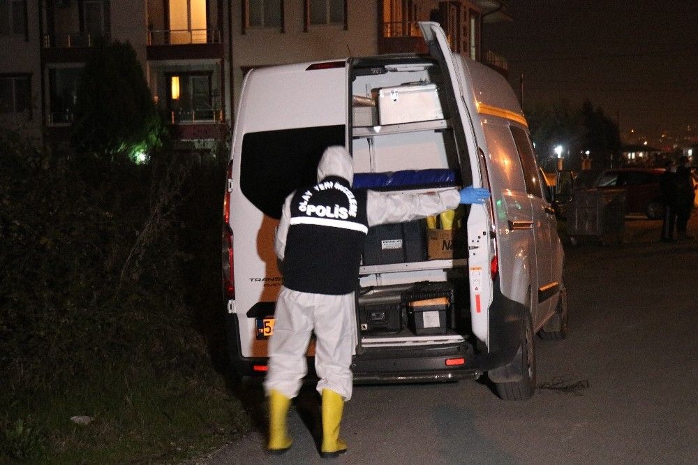 15 yaşındaki çocuk tartıştığı üvey babasını silahla vurarak öldürdü