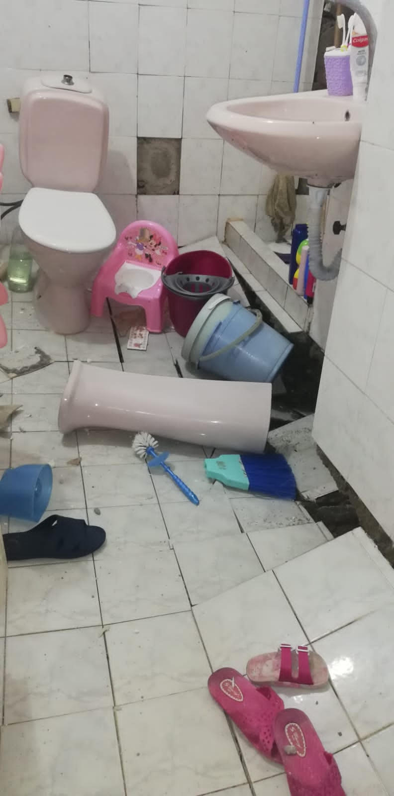 Gelin siz oturun bu binada! Oturabilirseniz