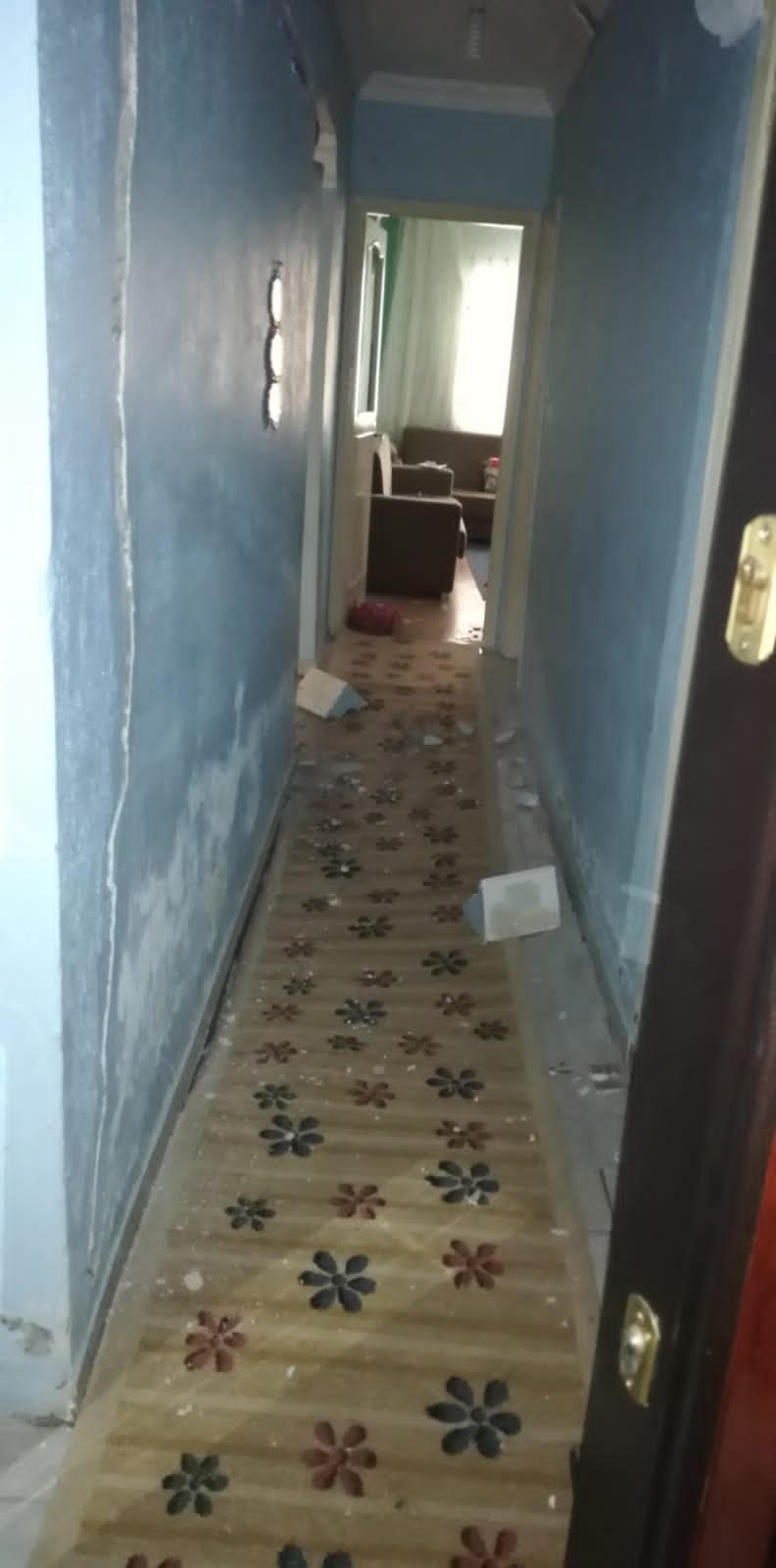 Gelin siz oturun bu binada! Oturabilirseniz