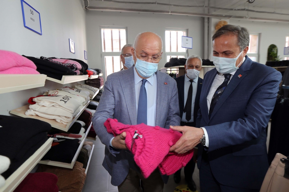 Yenimahalle'de dar gelirlinin derdine 'Derman' olacak açılış