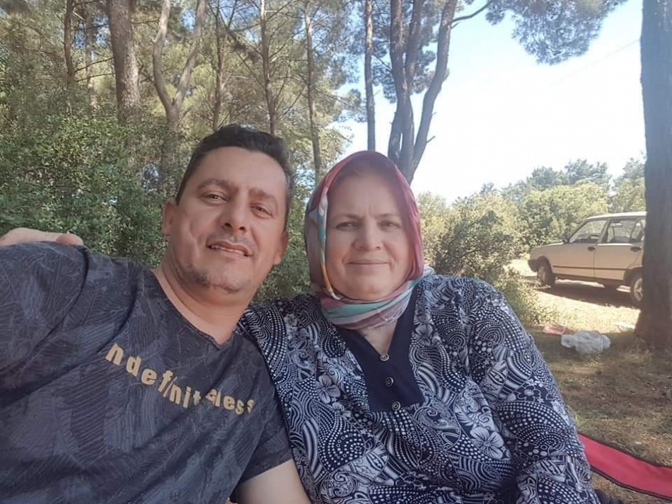 Enkaz altından çıkarılan futbolcu yaşamını yitirdi 