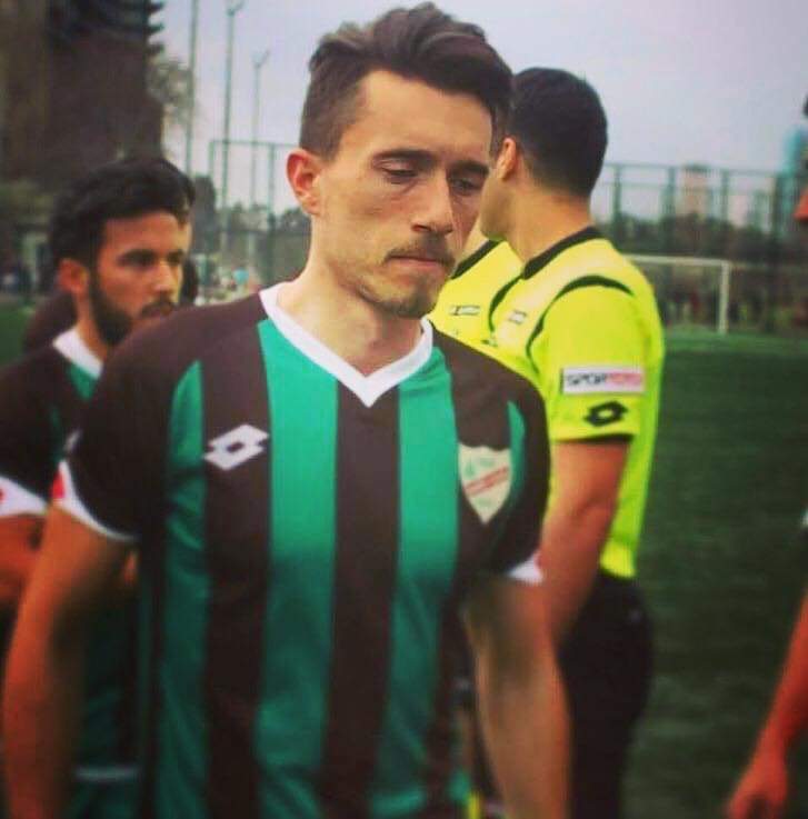 Enkaz altından çıkarılan futbolcu yaşamını yitirdi 