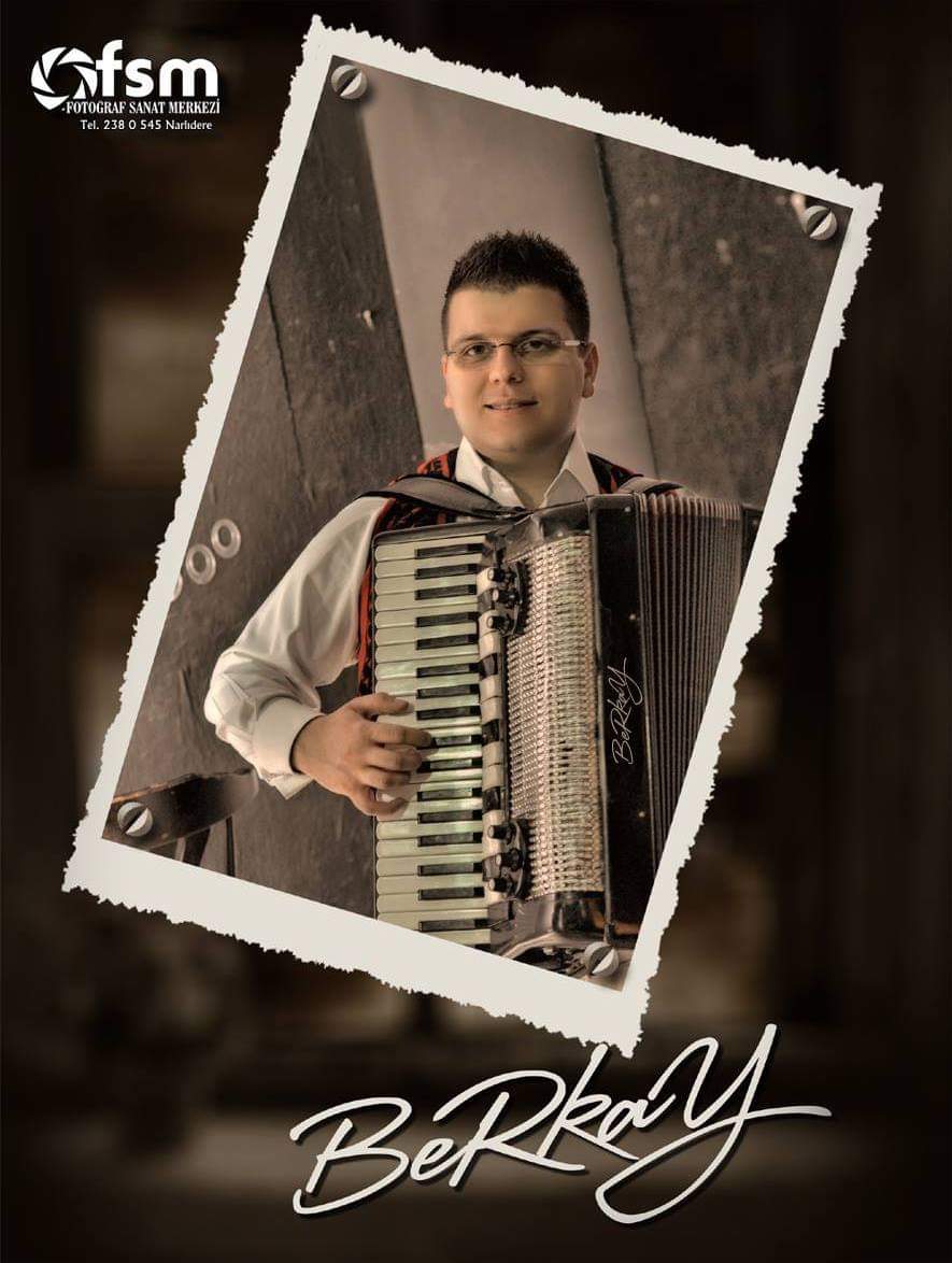 Genç müzisyen koronavirüsten öldü 