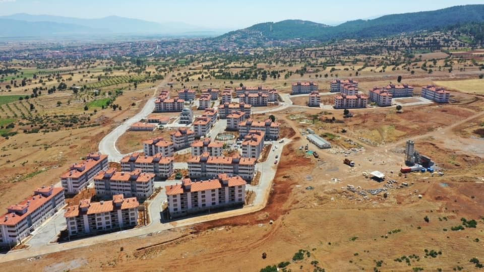 Acıpayam'da deprem evleri sevinci