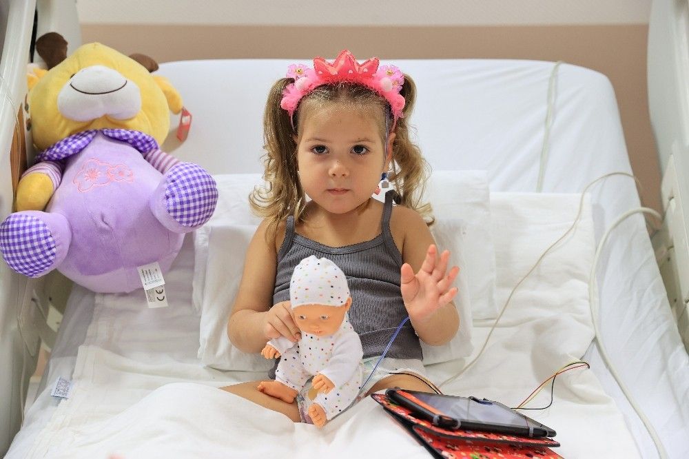 Ayda, Sağlık Bakanı Koca'dan oyuncak maymun istedi