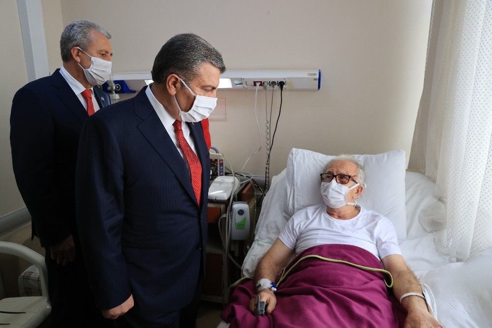 Ayda, Sağlık Bakanı Koca'dan oyuncak maymun istedi