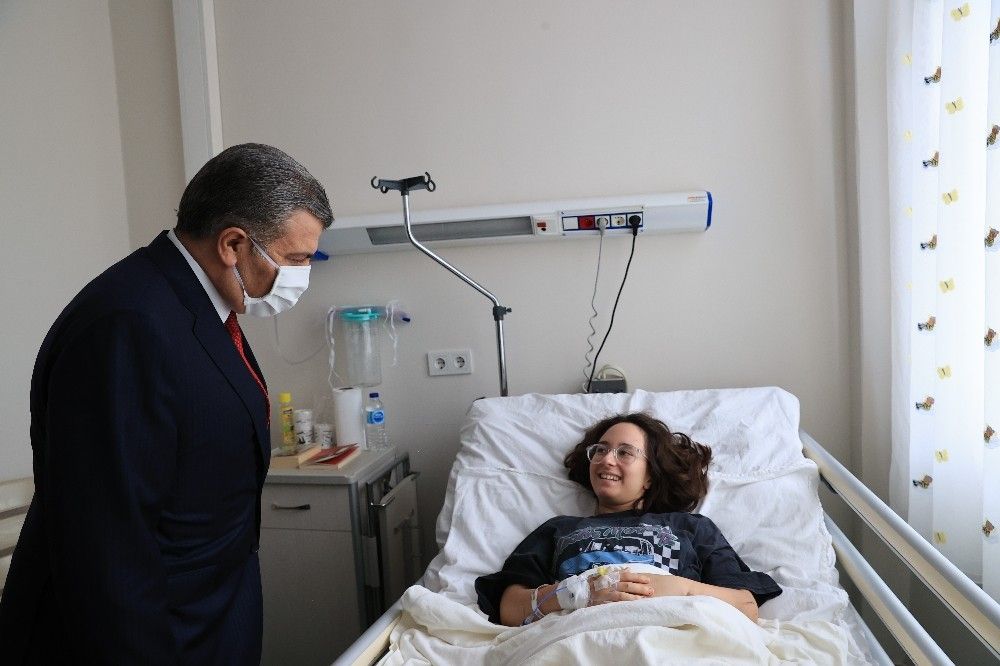 Ayda, Sağlık Bakanı Koca'dan oyuncak maymun istedi