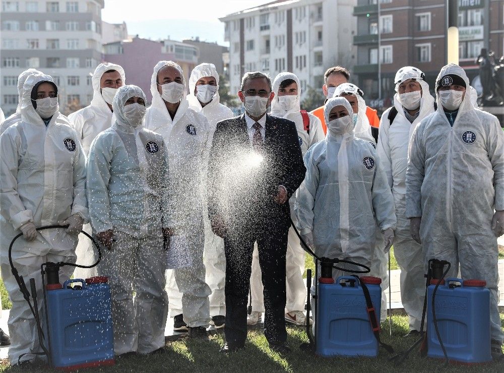 Başkan Işık: "Maske, mesafe ve temizlik kurallarına mutlaka uyalım"