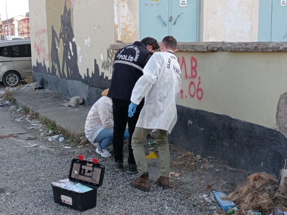 Bebeğini ölüme böyle terk etti