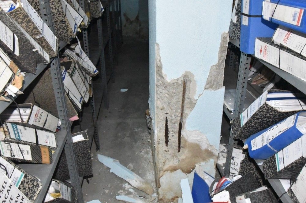 Belediye çalışanları depremde ölümden dönmüş
