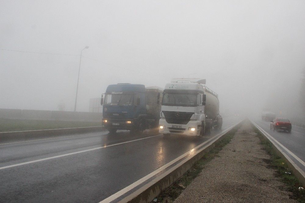 Bolu dağında göz gözü görmüyor