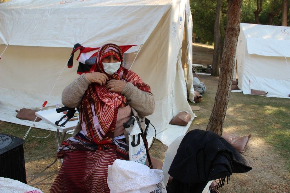 Çadır kentte 65 yaş ve üzeri kısıtlaması
