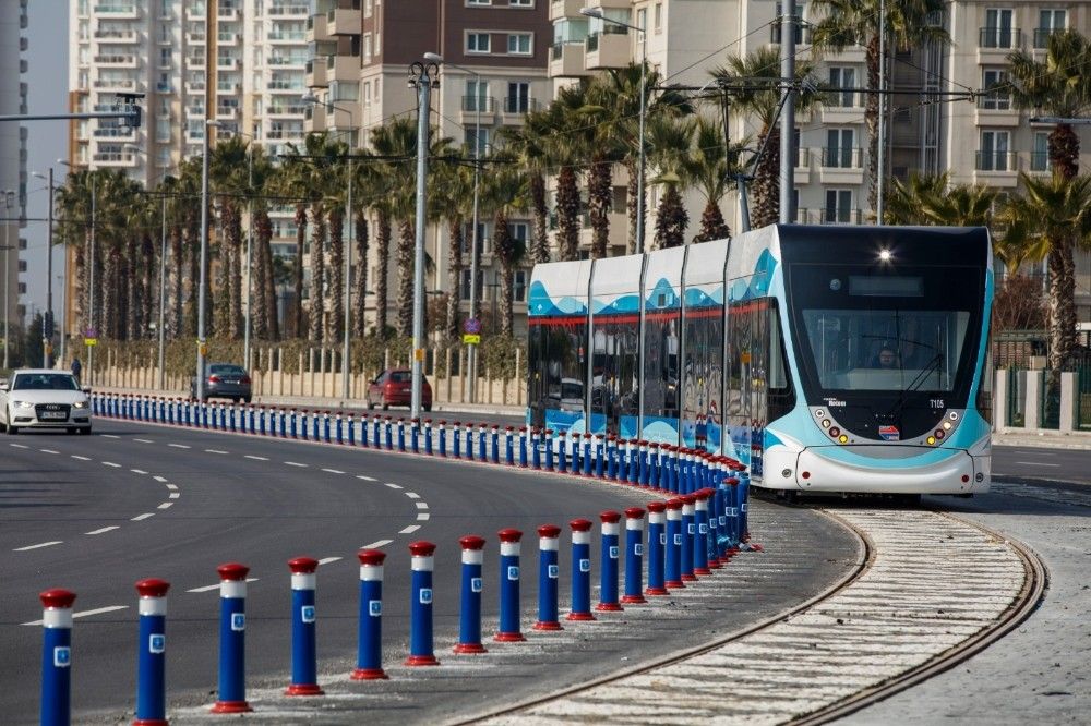 Çiğli Tramvayı'nın ihalesi yapıldı
