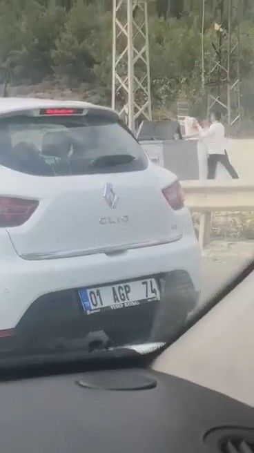 Damat gelini dövdü