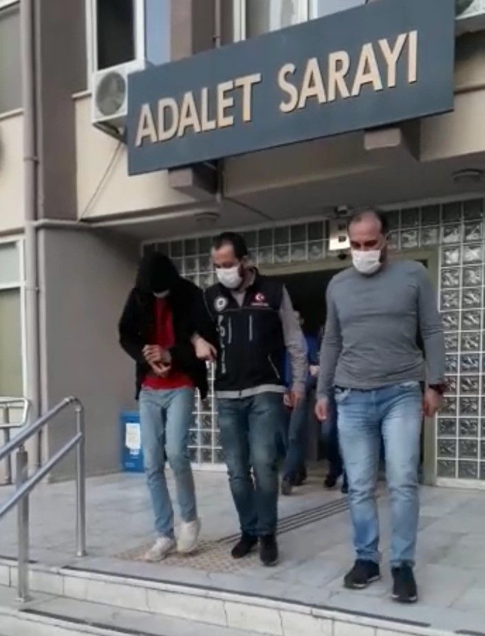 Davetsiz misafir bağımlı değil polis çıktı