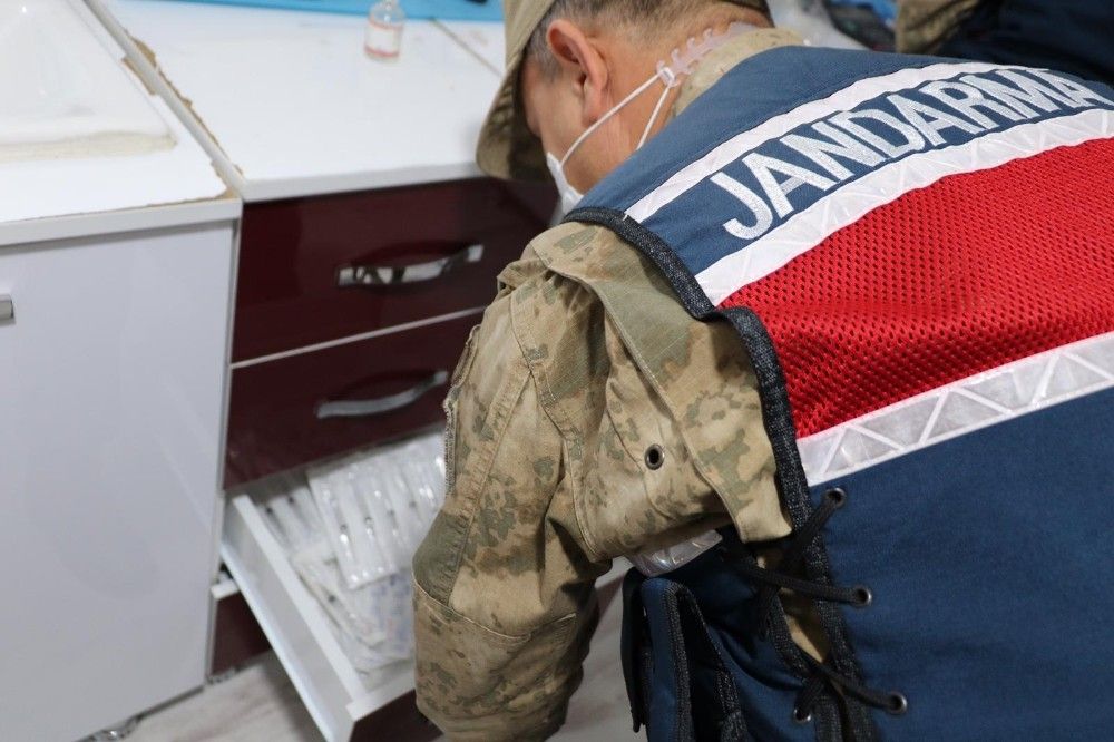 Elazığ'da sahte diş hekimi yakalandı
