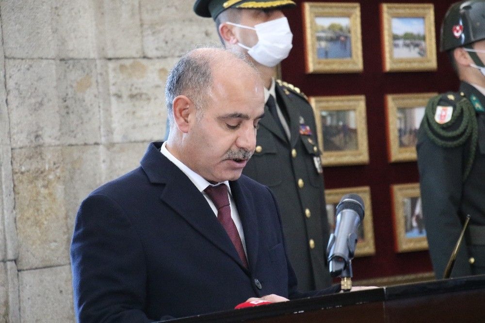 Emniyet Teşkilatı'ndan Anıtkabir'e ziyaret