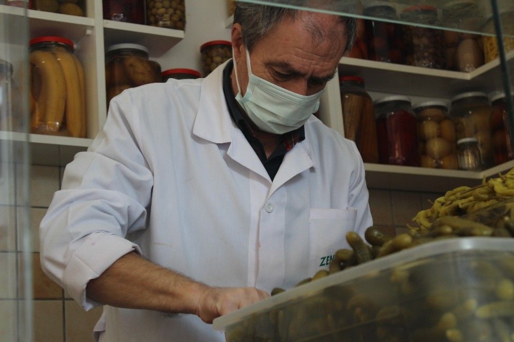 Hem yaklaşan kış hem de pandemi turşuya rağbeti arttırdı