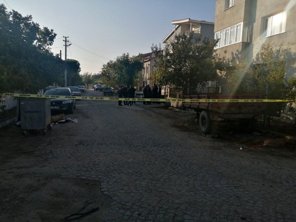 İzmir'de kadın cinayeti: Bıçakladı, Afyon'da yakalandı