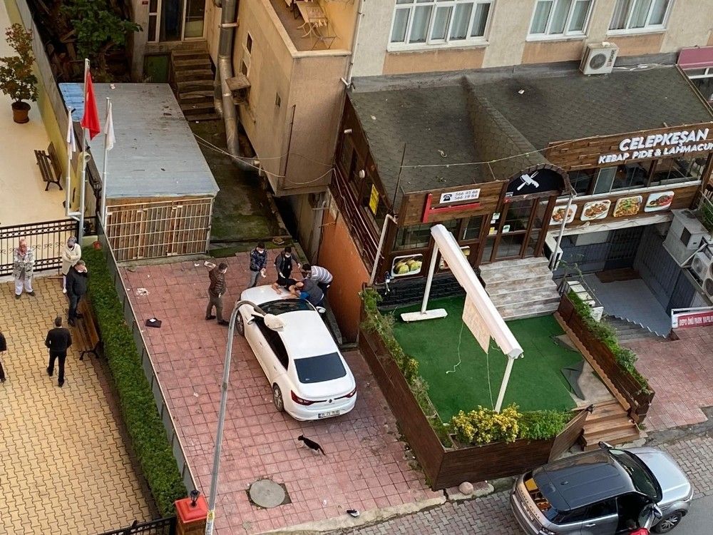 Şarkıcı Bulut Duman'ın vuruldu