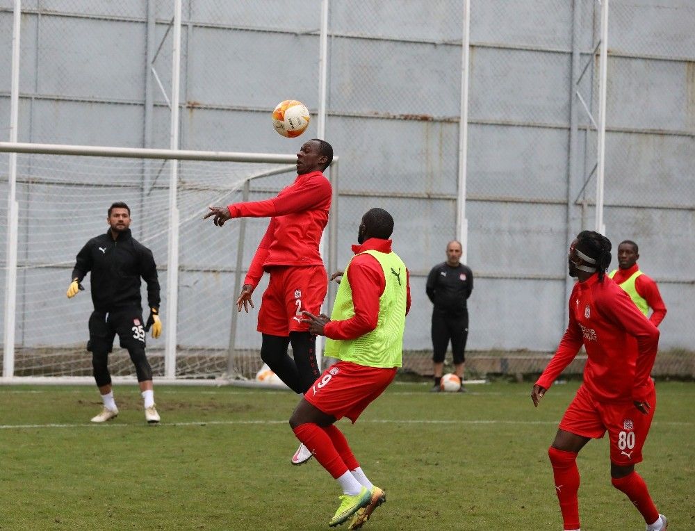 Sivasspor, Karabağ maçına hazır