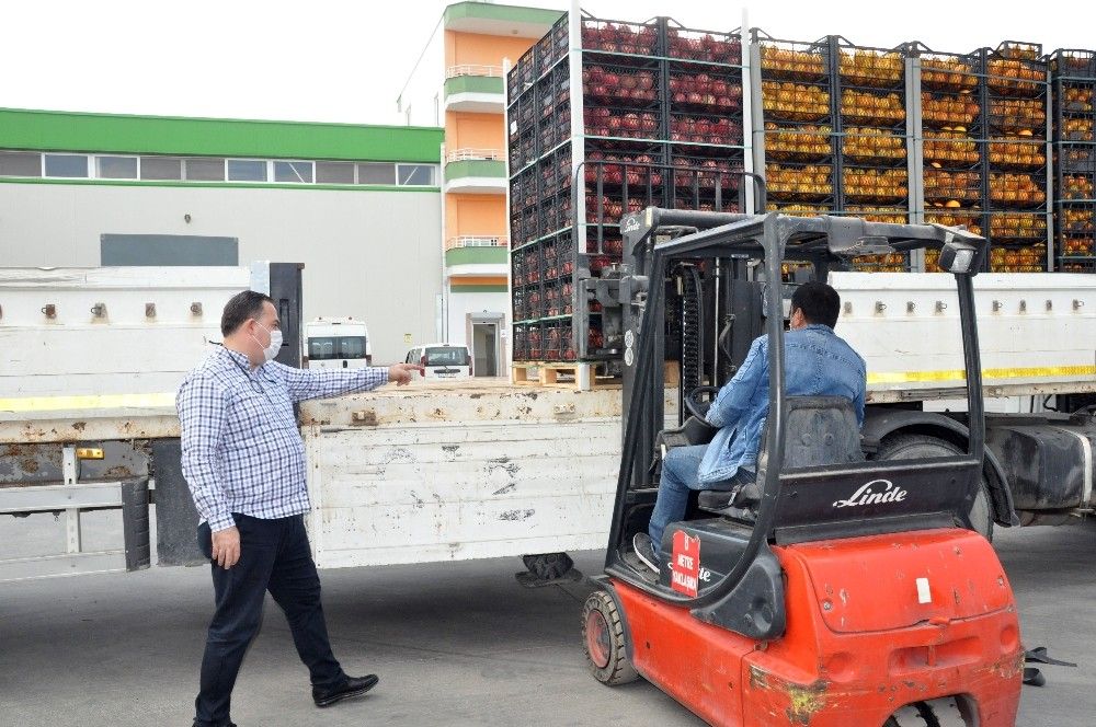 Tarsus'tan İzmir'e 6 TIR'lık yardım