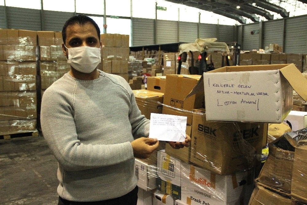Yardım kolilerindeki duygulandıran notlar