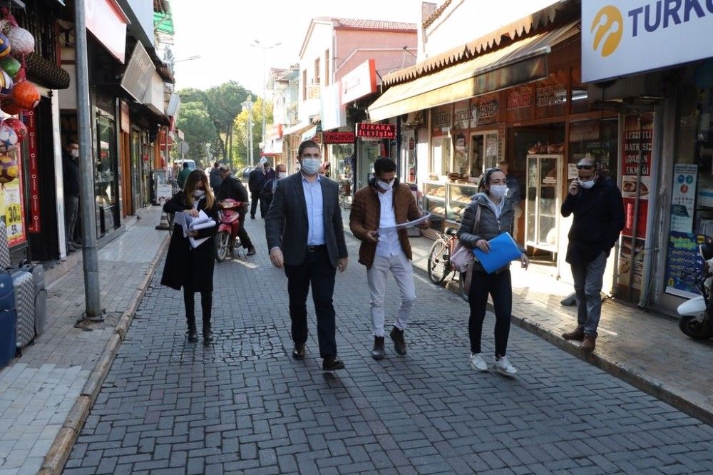 Yunusemre Caddesi'nin güzelliği büyükşehirle ortaya çıkacak