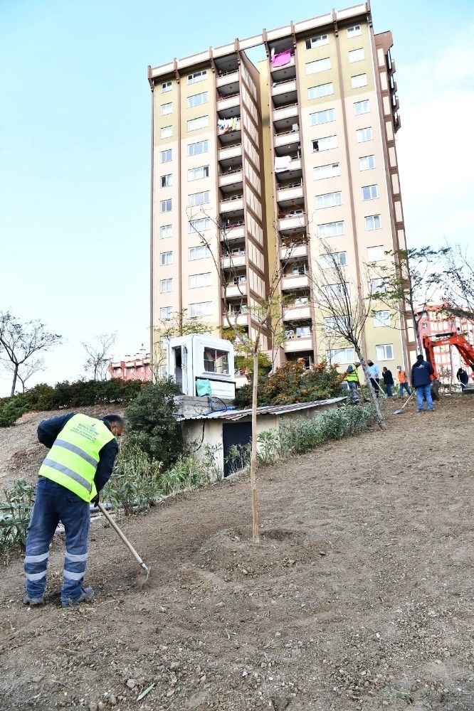 160 depremzede aile Uzundere konutlarına yerleşti