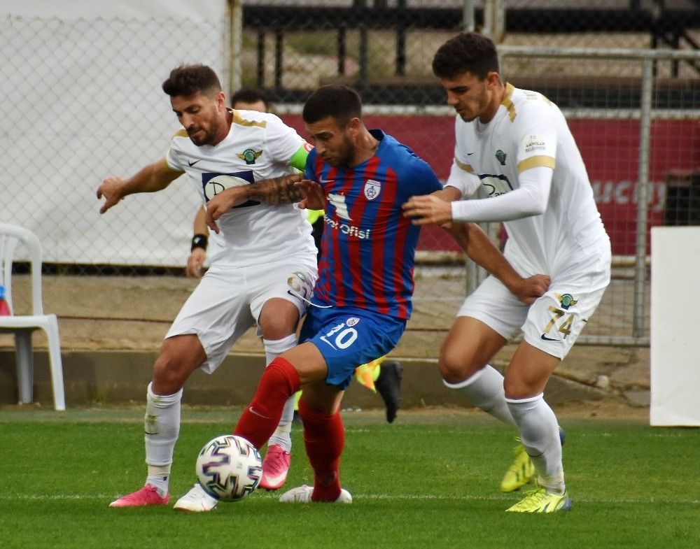 Altınordu: 3 - Akhisarspor: 2