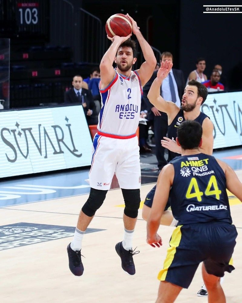 Anadolu Efes: 85 - Fenerbahçe: 72