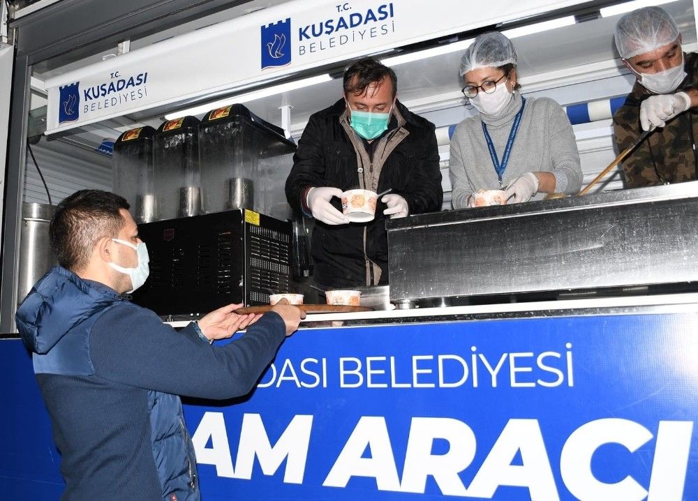 Başkan Günel'den personele gece çorbası