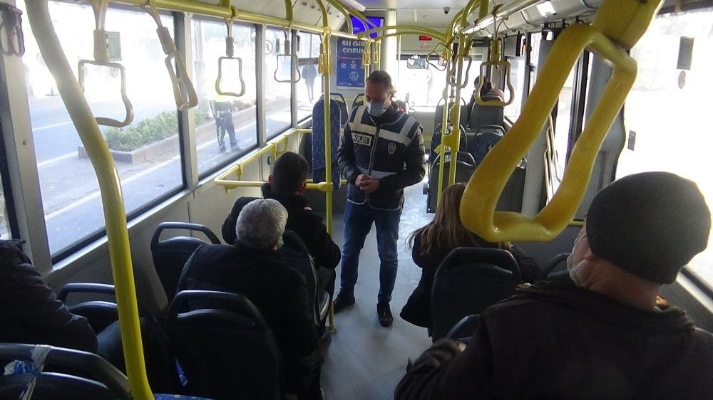 Diyarbakır kısıtlamayla birlikte sessizliğe büründü
