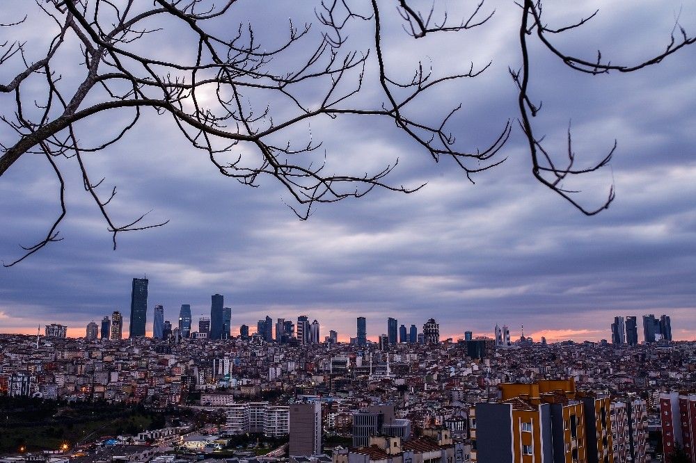 İstanbul'da gün doğumunda mest eden manzara