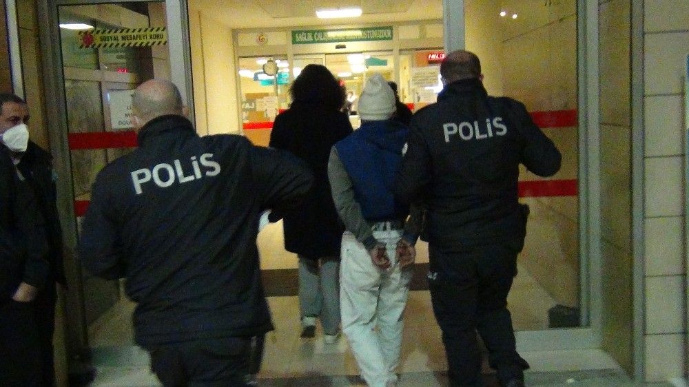 Kısıtlamaya uymayan kardeşler terör estirdi: 3 polis yaralı
