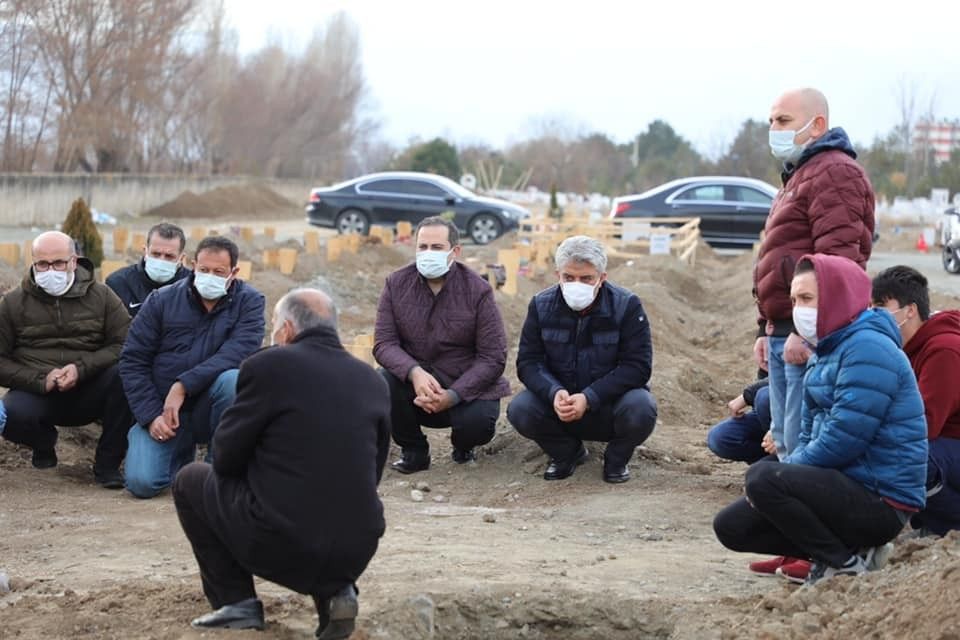 Korona kurbanı sağlık çalışanına son veda