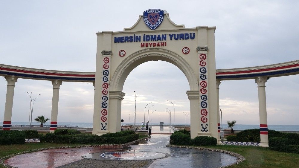Mersin'de sokaklar yine sessiz kaldı