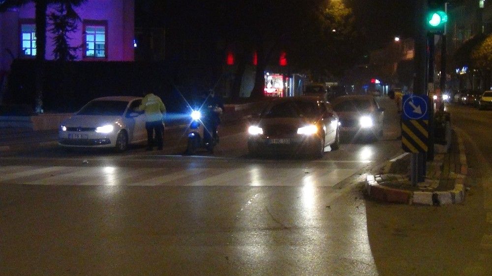 Polis durdurduğu otomobilin içini görünce şok oldu