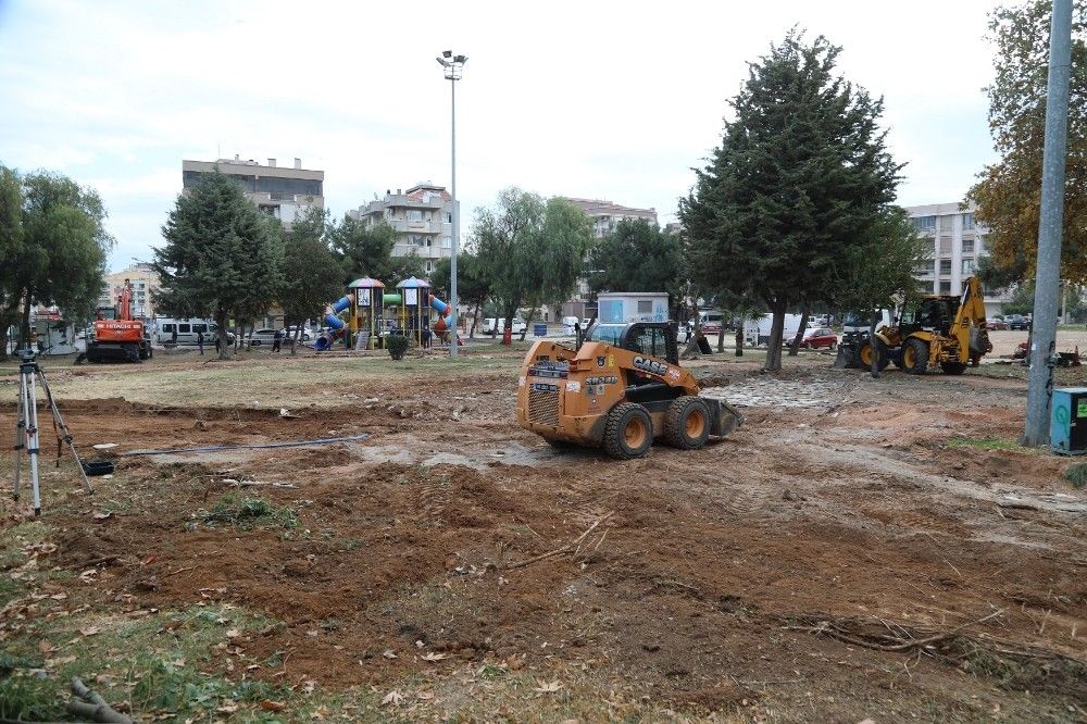 Rafet Şenbaydur Parkı yenileniyor
