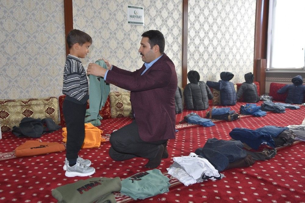 Siverek'te 100 yetim ve öksüz sevindirildi